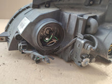 Load image into Gallery viewer, Frontscheinwerfer Hyundai I30 92102-2R000 Rechts Scheinwerfer Headlight SCH7931101770eh