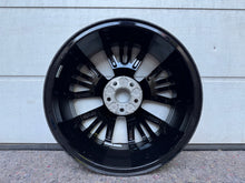 Laden Sie das Bild in den Galerie-Viewer, 1x Alufelge 17 Zoll 7.0" 5x112 54ET Glanz Schwarz 5K0601025AS VW Golf VI I Caddy FEL7115469434oa