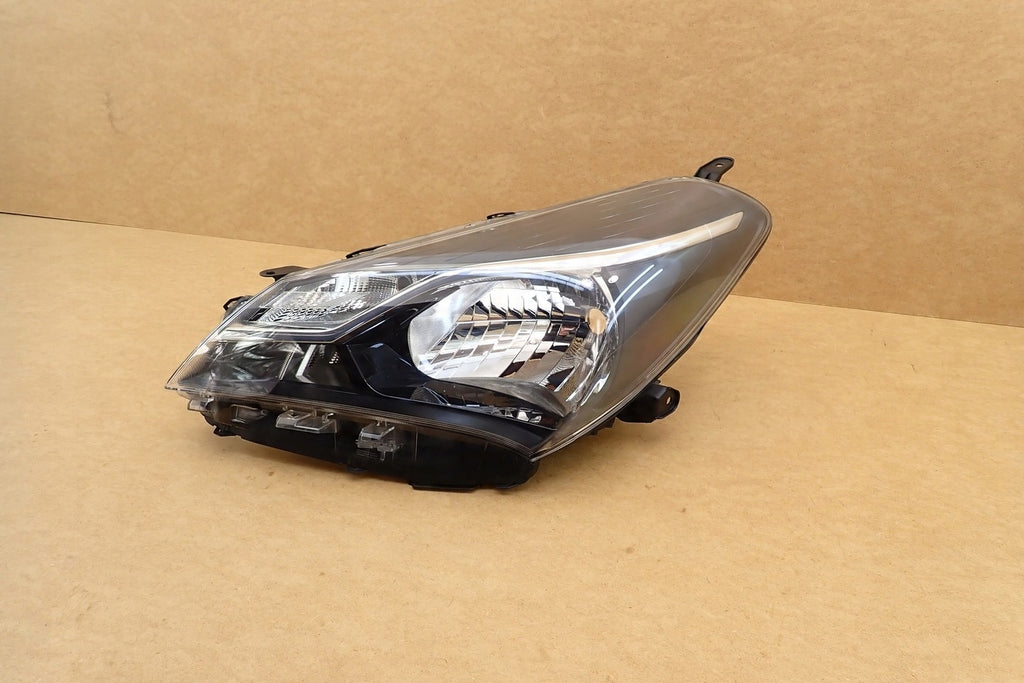 Frontscheinwerfer Toyota Yaris Links Scheinwerfer Headlight