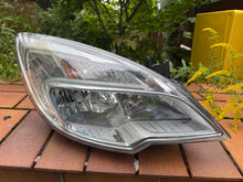 Load image into Gallery viewer, Frontscheinwerfer Opel Meriva B 13253630 Rechts Scheinwerfer Headlight SCH9032816552zz