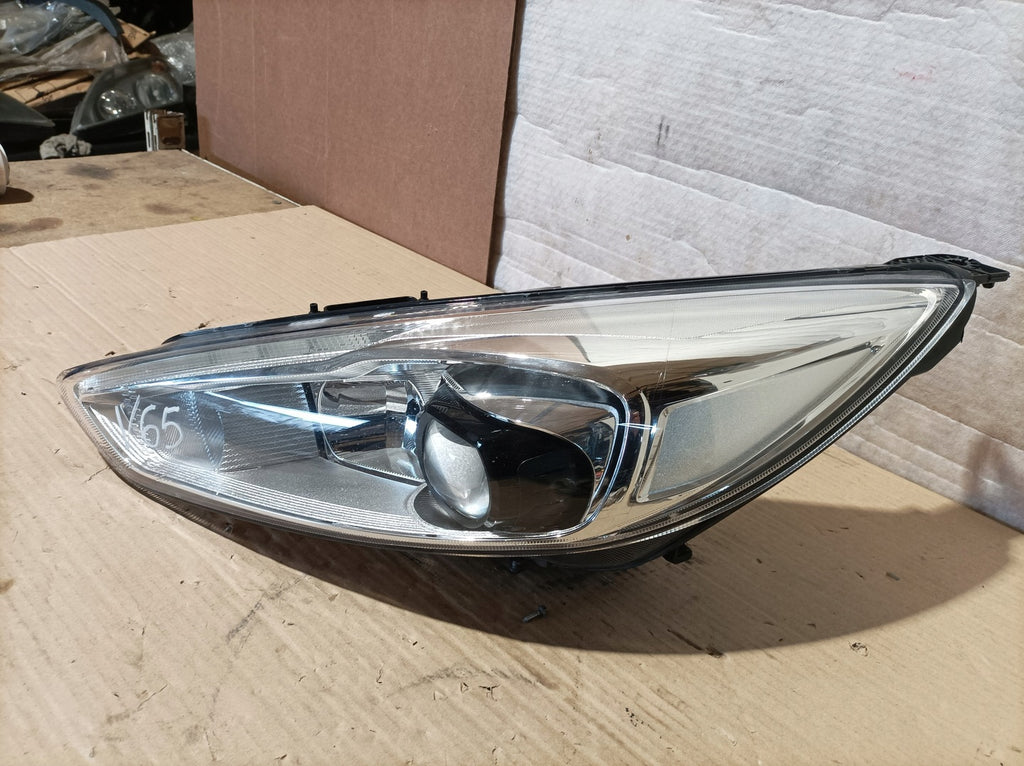 Frontscheinwerfer Ford Focus F1EB-13D155-AC Xenon Links Scheinwerfer Headlight