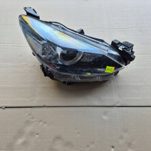 Laden Sie das Bild in den Galerie-Viewer, Frontscheinwerfer Mazda 2 D43N-51030 Full LED Rechts Scheinwerfer Headlight SCH1767276883ui