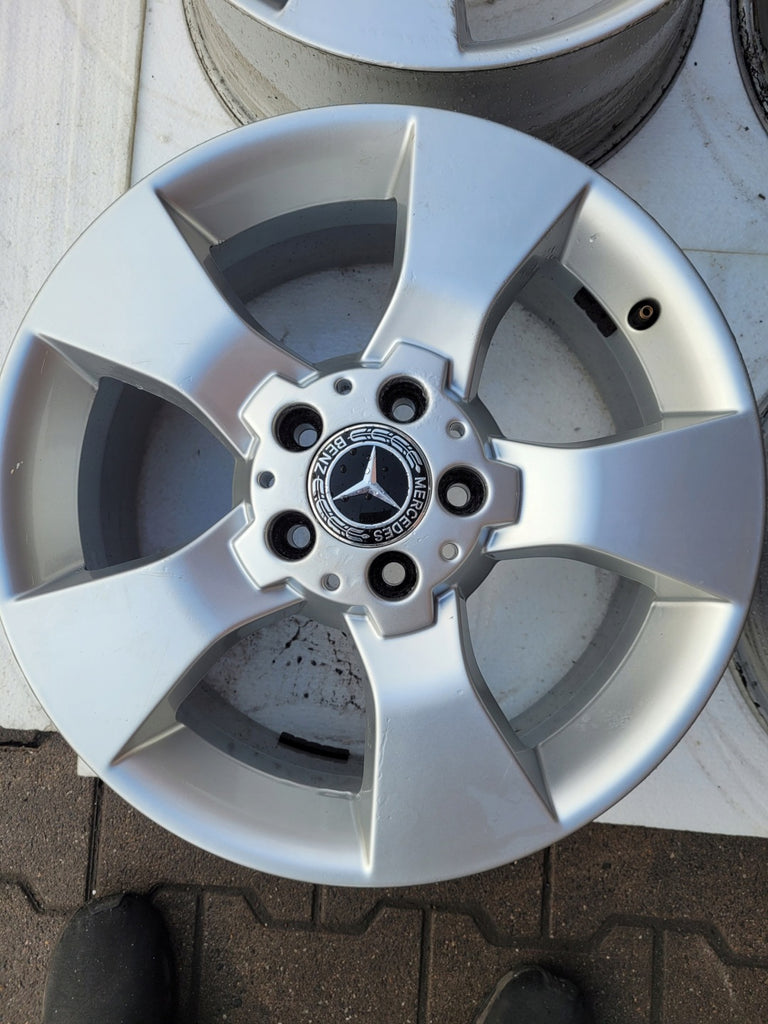 4x Alufelge 17 Zoll 7.5" 5x112 47 5ET Glanz Silber A2044013602 Mercedes-Benz FEL7181462946tk