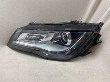 Laden Sie das Bild in den Galerie-Viewer, Frontscheinwerfer Audi A7 4G8941005C LE09A6199 Xenon Links Headlight
