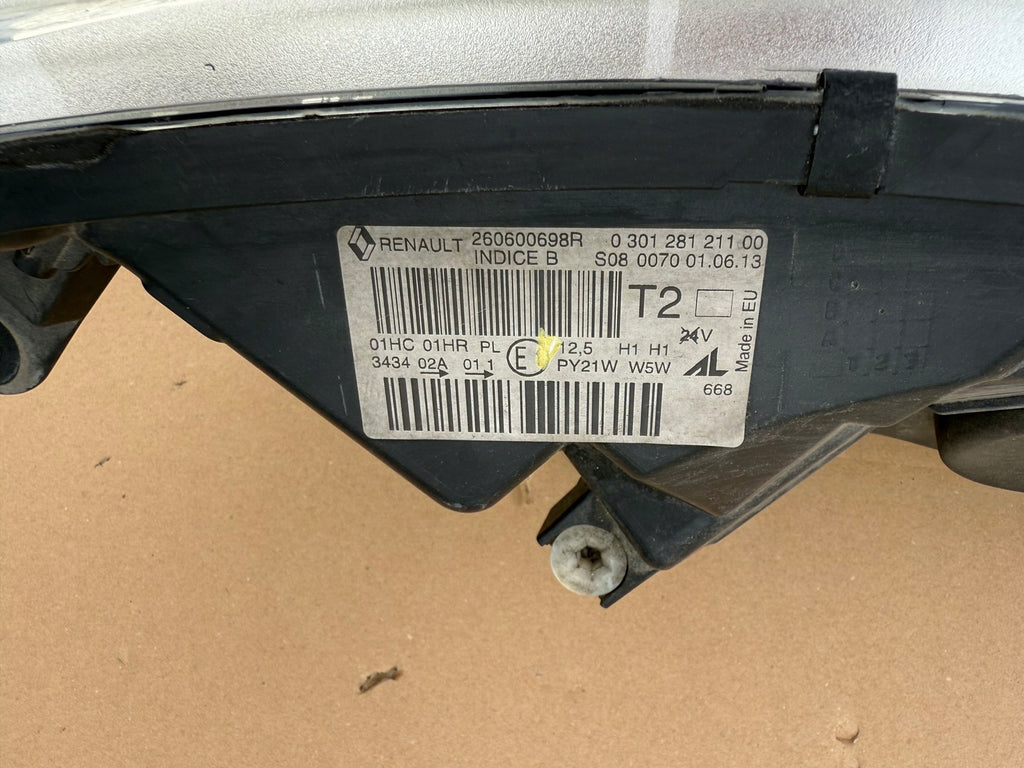 Frontscheinwerfer Renault Captur I 260600698 Links Scheinwerfer Headlight SCH2849911809ft