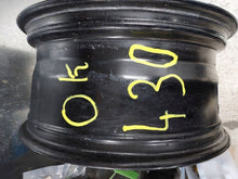 Laden Sie das Bild in den Galerie-Viewer, 1x Alufelge 18 Zoll 32271989 Volvo V60 S60 Rim Wheel FEL5250018702zr