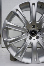 Load image into Gallery viewer, 4x Alufelge 20 Zoll 8.5" 5x112 29ET Glanz Silber A2924010300 Mercedes-Benz Gle FEL3187060872gv