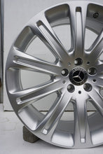 Laden Sie das Bild in den Galerie-Viewer, 4x Alufelge 20 Zoll 8.5" 5x112 29ET Glanz Silber A2924010300 Mercedes-Benz Gle FEL3187060872gv