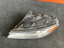 Load image into Gallery viewer, Frontscheinwerfer Volvo Xc70 31214347 Xenon Ein Stück (Rechts oder Links) SCH2370000429ip