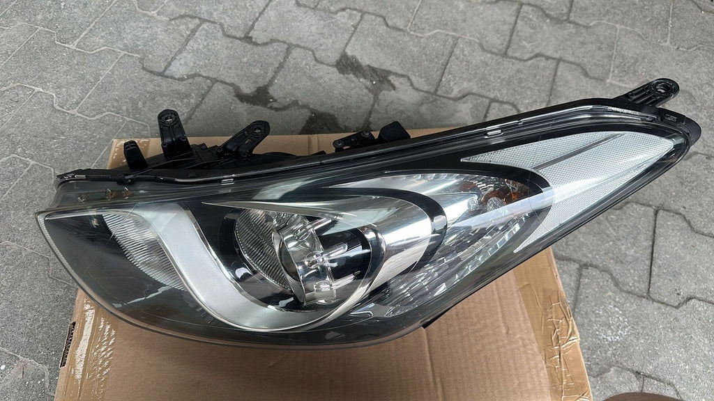 Frontscheinwerfer Hyundai I30 Links Scheinwerfer Headlight