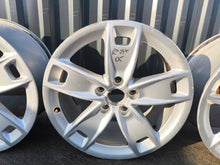 Laden Sie das Bild in den Galerie-Viewer, 1x Alufelge 17 Zoll 7.5" 5x112 56ET 8P0601025BL Audi A4 A3 Rim Wheel FEL1079184258kj