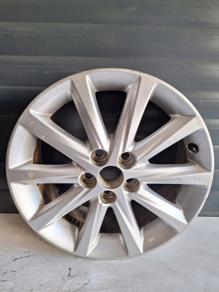 1x Alufelge 16 Zoll 6.0" 5x114.3 45ET Glanz Silber Toyota I Rim Wheel FEL1865927048zk