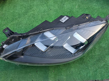 Laden Sie das Bild in den Galerie-Viewer, Frontscheinwerfer Ford Kuga LV4B-13E017-AH Full LED Links Scheinwerfer Headlight SCH7410987268ar