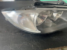 Laden Sie das Bild in den Galerie-Viewer, Frontscheinwerfer BMW 1 E88 E81 E82 7193388-03 Rechts Scheinwerfer Headlight SCH1999749626hn