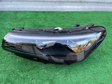 Load image into Gallery viewer, Frontscheinwerfer VW Tiguan 571941035A LED Ein Stück (Rechts oder Links)