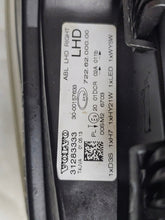 Laden Sie das Bild in den Galerie-Viewer, Frontscheinwerfer Volvo V40 31283333 Xenon Rechts Scheinwerfer Headlight SCH3088856801wp