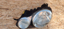 Laden Sie das Bild in den Galerie-Viewer, Frontscheinwerfer Toyota 4 IV Polo 6Q1941008M Ein Stück (Rechts oder Links)