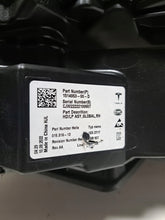 Laden Sie das Bild in den Galerie-Viewer, Frontscheinwerfer Tesla Model 3 1514952-00-D LED Links Scheinwerfer Headlight