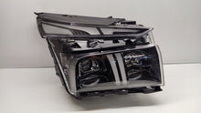 Laden Sie das Bild in den Galerie-Viewer, Frontscheinwerfer Hyundai Santa Fe IV 92102S1600 92102CL100 LED Rechts Headlight