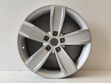 Laden Sie das Bild in den Galerie-Viewer, 1x Alufelge 17 Zoll 5x112 3G0601025E VW Passat B8 Rim Wheel FEL1723594590iq