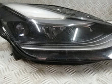 Laden Sie das Bild in den Galerie-Viewer, Frontscheinwerfer Tesla Model 3 151495300C Rechts Scheinwerfer Headlight