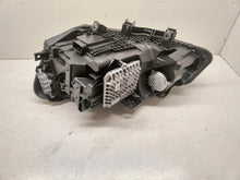 Laden Sie das Bild in den Galerie-Viewer, Frontscheinwerfer BMW 2 5A017B6-03 LED Rechts Scheinwerfer Headlight