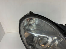 Laden Sie das Bild in den Galerie-Viewer, Frontscheinwerfer Mercedes-Benz W211 Rechts Scheinwerfer Headlight SCH2011803400xw