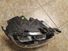 Laden Sie das Bild in den Galerie-Viewer, Frontscheinwerfer Citroën C3 III 9836161580 Full LED Rechts oder Links