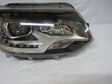 Laden Sie das Bild in den Galerie-Viewer, Frontscheinwerfer VW Multivan Transporter 7E5941018B Xenon Rechts Headlight