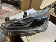 Load image into Gallery viewer, Frontscheinwerfer Toyota Corolla 81150-02T51 LED Links Scheinwerfer Headlight SCH7533809870oo