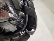 Laden Sie das Bild in den Galerie-Viewer, Frontscheinwerfer Mercedes-Benz W212 A2128201961 Xenon Links Headlight SCH3936572209tz