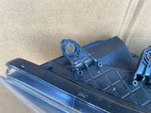 Load image into Gallery viewer, Frontscheinwerfer Hyundai Elantra Xenon Links Scheinwerfer Headlight