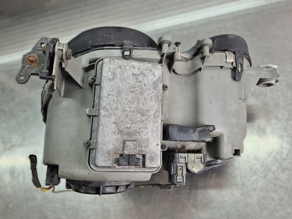 Frontscheinwerfer Mercedes-Benz W210 A2108204061 Xenon Rechts Headlight