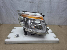 Laden Sie das Bild in den Galerie-Viewer, Frontscheinwerfer Ford Ranger 3M51-13005-AH Ein Satz Scheinwerfer Headlight SCH2592346136xz