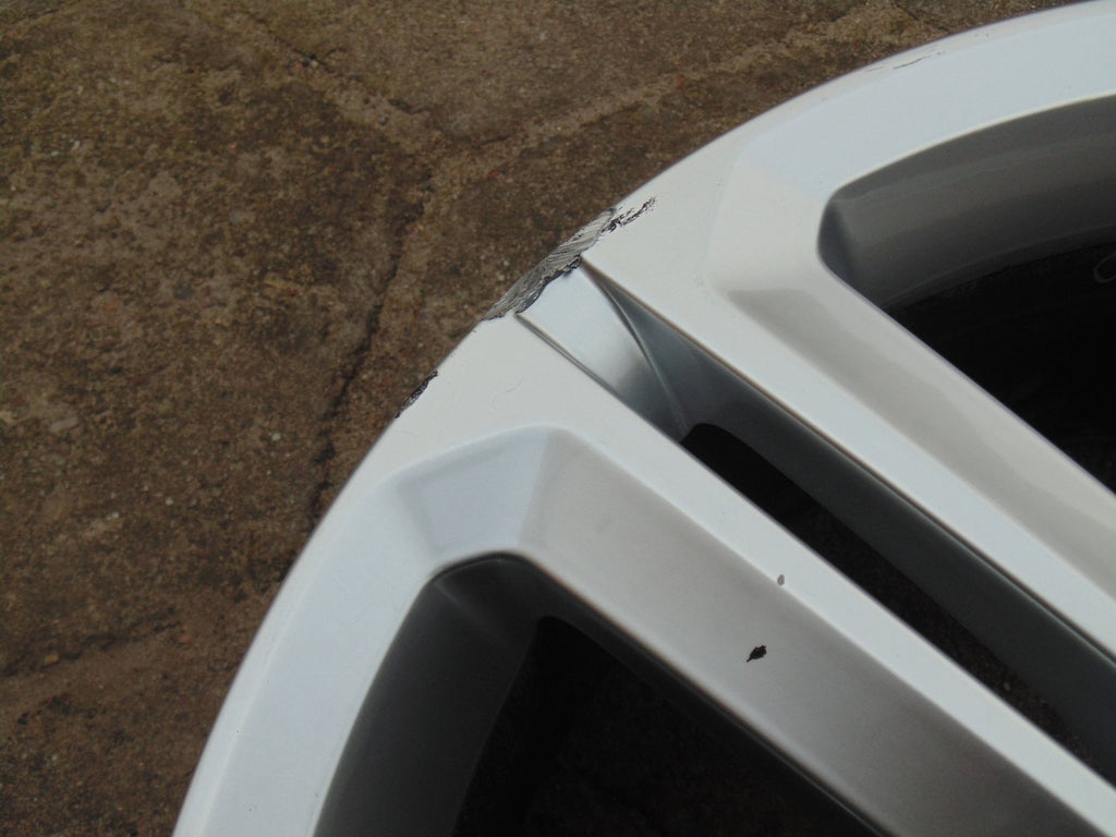 1x Alufelge 17 Zoll 7.0" 5x100 46ET 5GE601025 VW Polo Rim Wheel