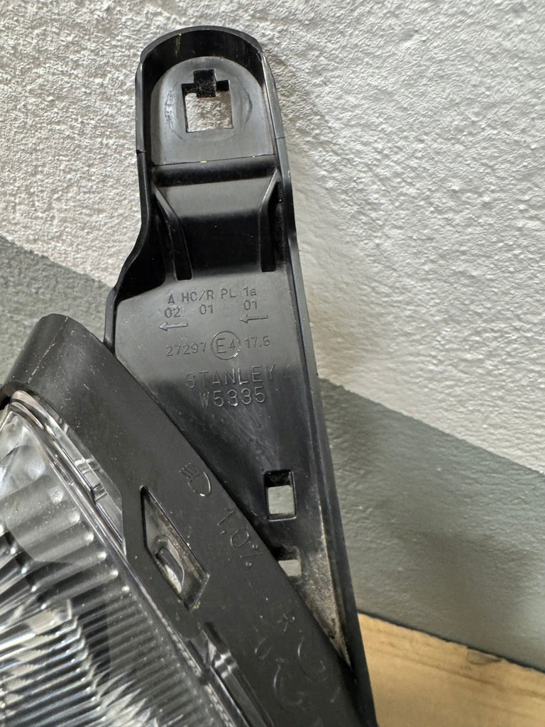Frontscheinwerfer Mitsubishi Space W Star Rechts Scheinwerfer Headlight SCH3189080060ta