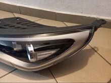 Laden Sie das Bild in den Galerie-Viewer, Frontscheinwerfer Hyundai I30 III 92101-G4100 FULL LED Links Headlight