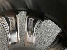 Laden Sie das Bild in den Galerie-Viewer, 1x Alufelge 17 Zoll 7.0&quot; 5x108 L1TC-1007-DA Ford Puma Rim Wheel