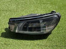 Laden Sie das Bild in den Galerie-Viewer, Frontscheinwerfer Skoda Fabia IV 6VB941015 Full LED Links Scheinwerfer Headlight SCH2983632592ms