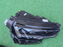 Laden Sie das Bild in den Galerie-Viewer, Frontscheinwerfer Skoda Karoq 57B941010 Rechts Scheinwerfer Headlight SCH7762524994ha