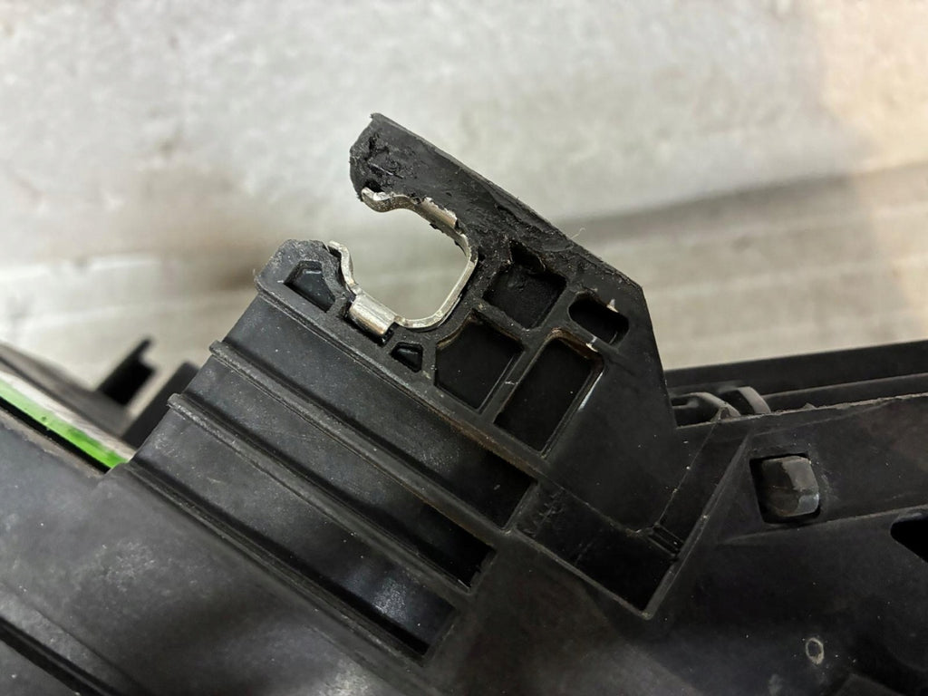 Frontscheinwerfer Audi Q5 8R0941029AJ Xenon Links Scheinwerfer Headlight SCH2001788812ya
