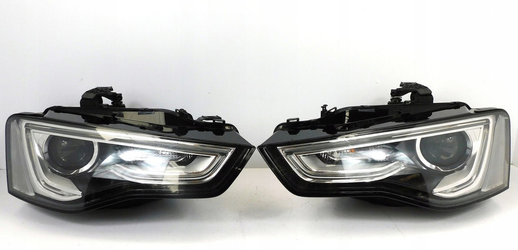 Frontscheinwerfer Audi A5 8T0941043C Ein Stück (Rechts oder Links) Headlight
