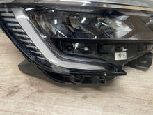 Laden Sie das Bild in den Galerie-Viewer, Frontscheinwerfer Renault Clio V 260109379R Rechts Scheinwerfer Headlight SCH8828250528ir