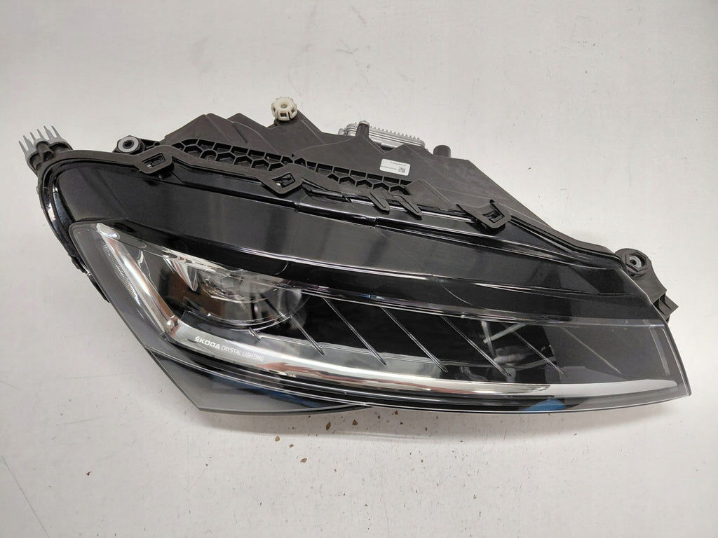 Frontscheinwerfer Skoda Superb III 3V1941016E Rechts Scheinwerfer Headlight SCH8924964871pw