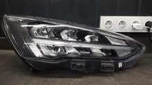 Laden Sie das Bild in den Galerie-Viewer, Frontscheinwerfer Ford Focus Rechts Scheinwerfer Headlight SCH7725280162bn