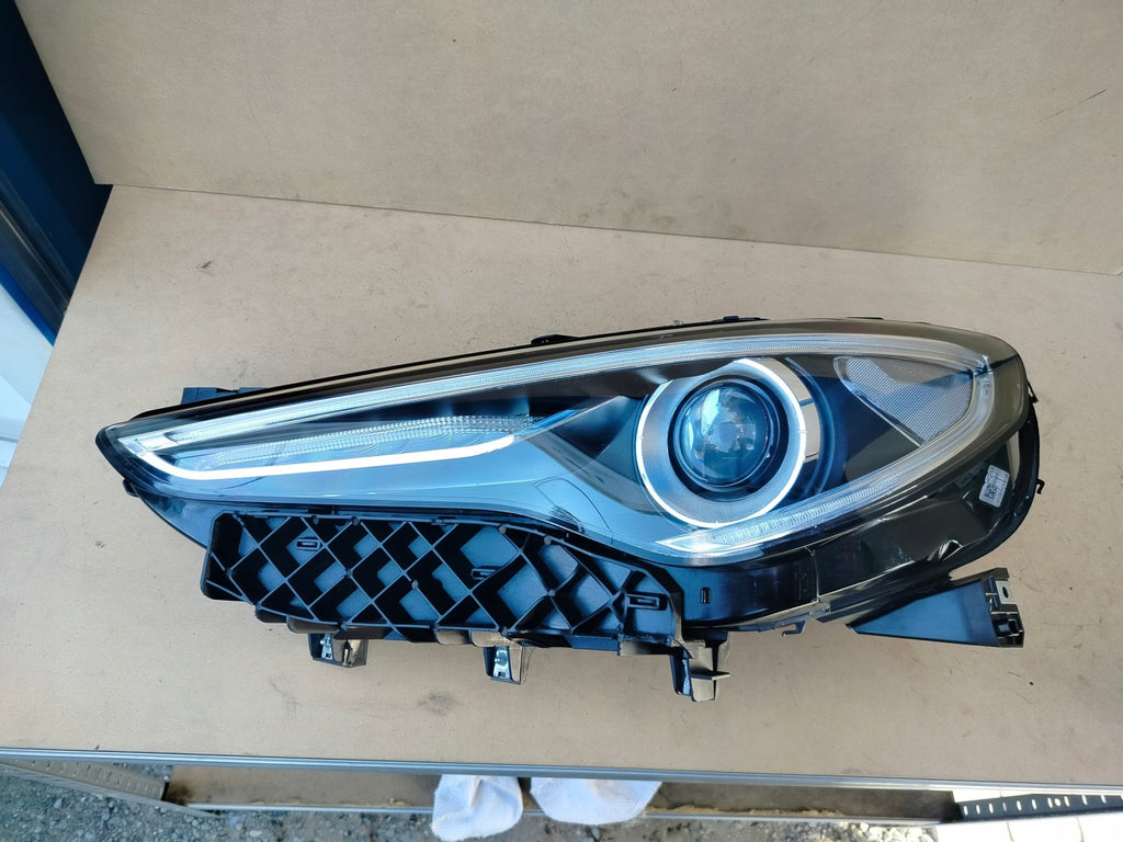 Frontscheinwerfer Alfa Romeo Stelvio 50559300 Xenon Links Scheinwerfer Headlight SCH7100351616ju