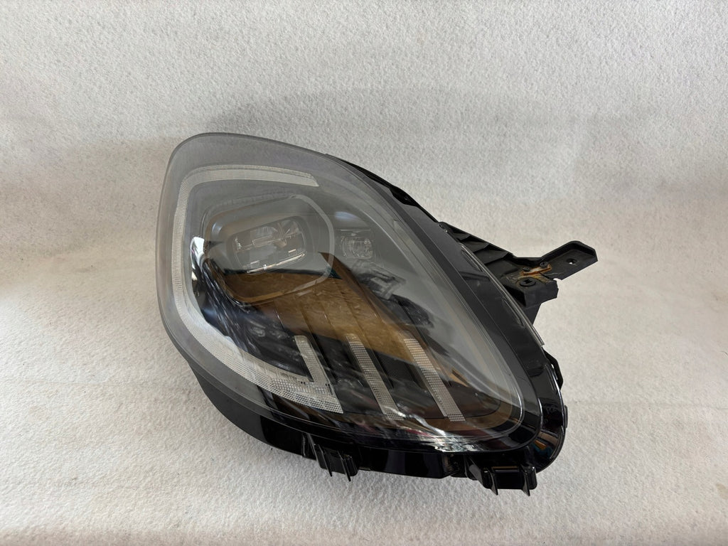 Frontscheinwerfer Ford Puma R1TB-13E016-AD LED Rechts Scheinwerfer Headlight SCH3889933581za