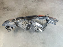 Load image into Gallery viewer, Frontscheinwerfer Mitsubishi Outlander 8301D330 LED Rechts Headlight