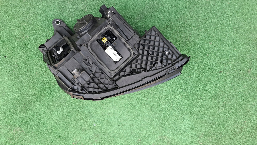 Frontscheinwerfer Mercedes-Benz W213 A2139064704KZ LED Links Headlight SCH2764353926td