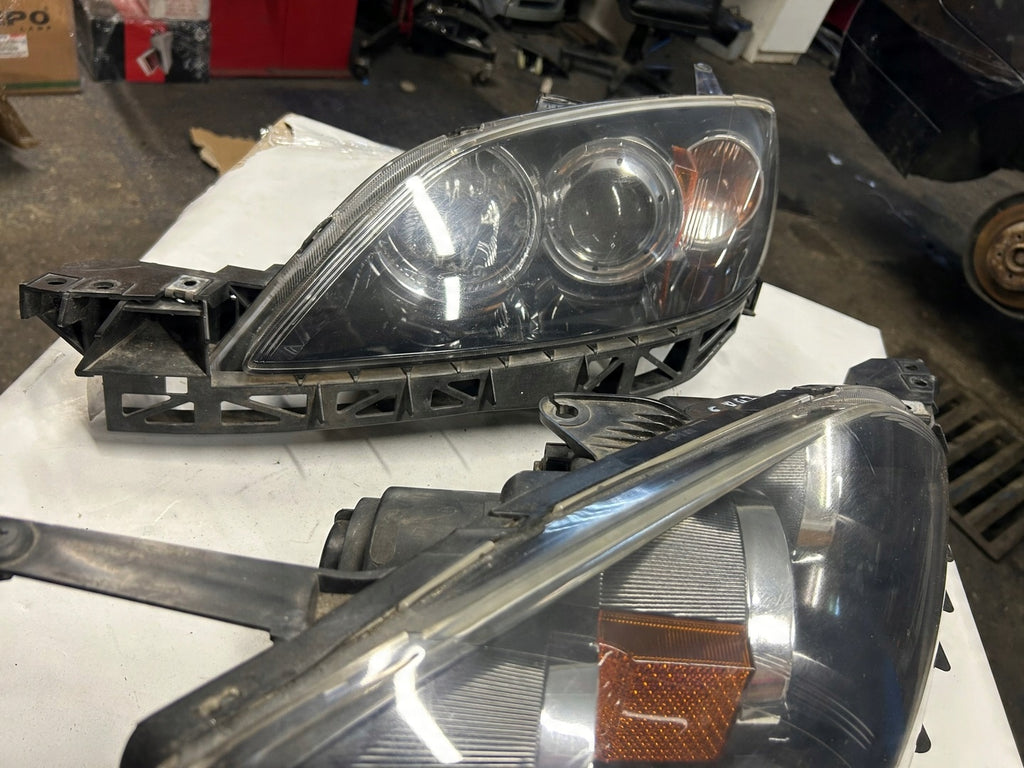 Frontscheinwerfer Mazda III Ein Stück (Rechts oder Links) Scheinwerfer Headlight